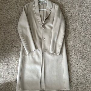 Uniqlo light beige coat NWT